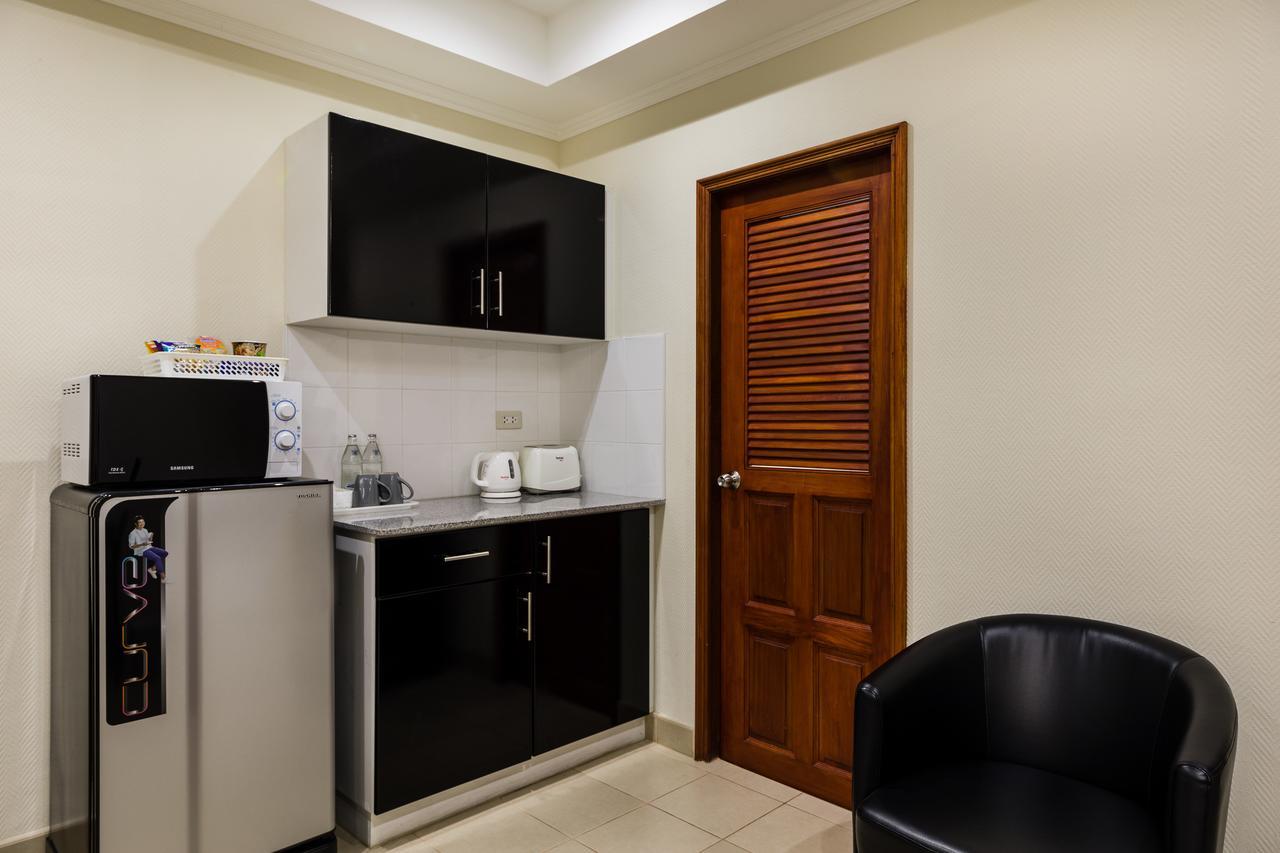 The Classroom Hotel Pattaya Dış mekan fotoğraf