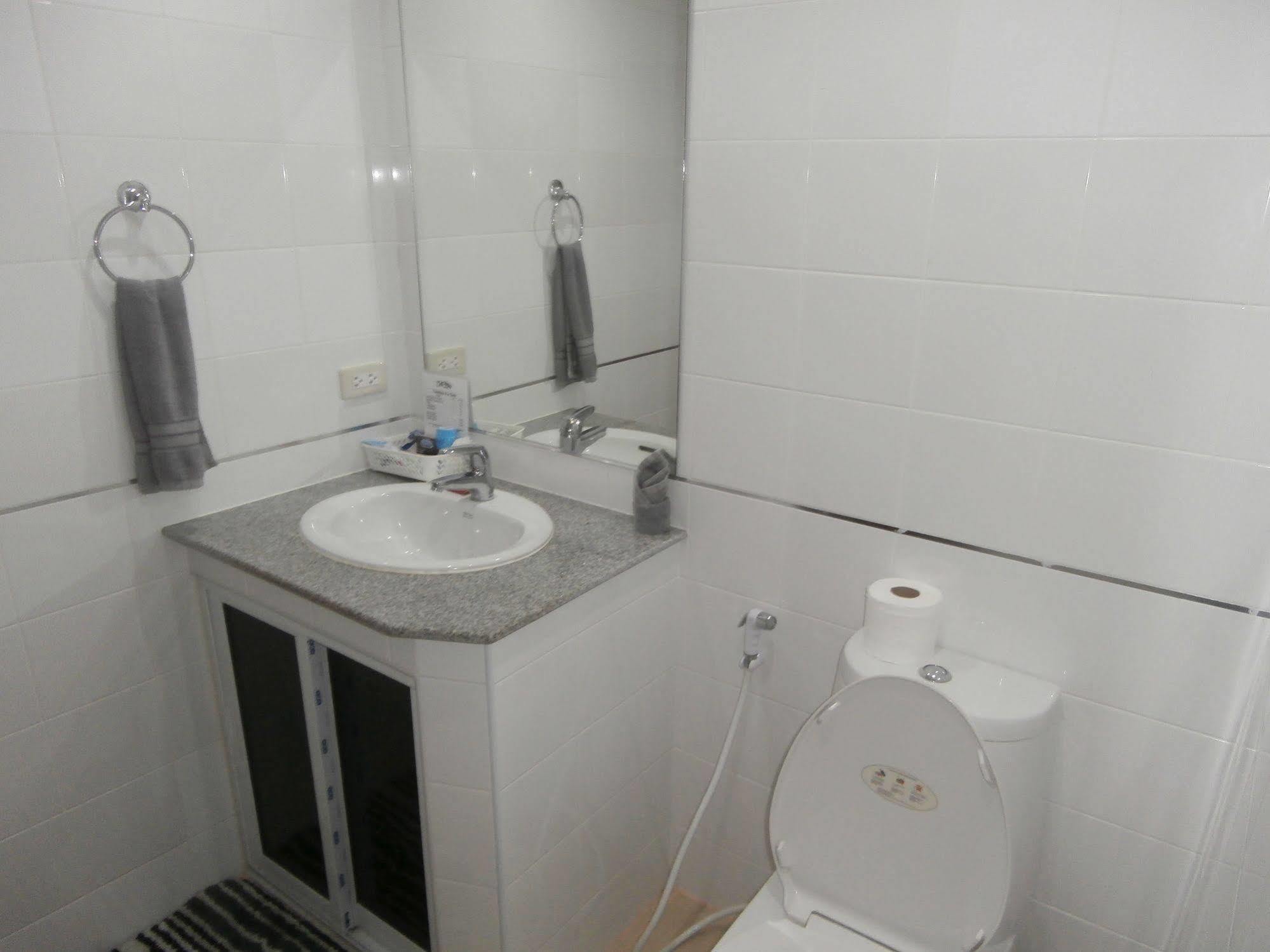 The Classroom Hotel Pattaya Dış mekan fotoğraf